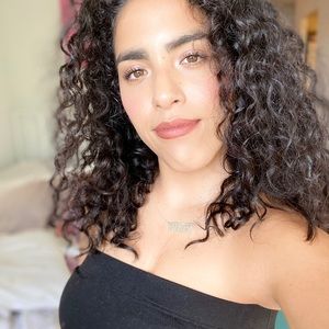 Meet your Posher, Abu